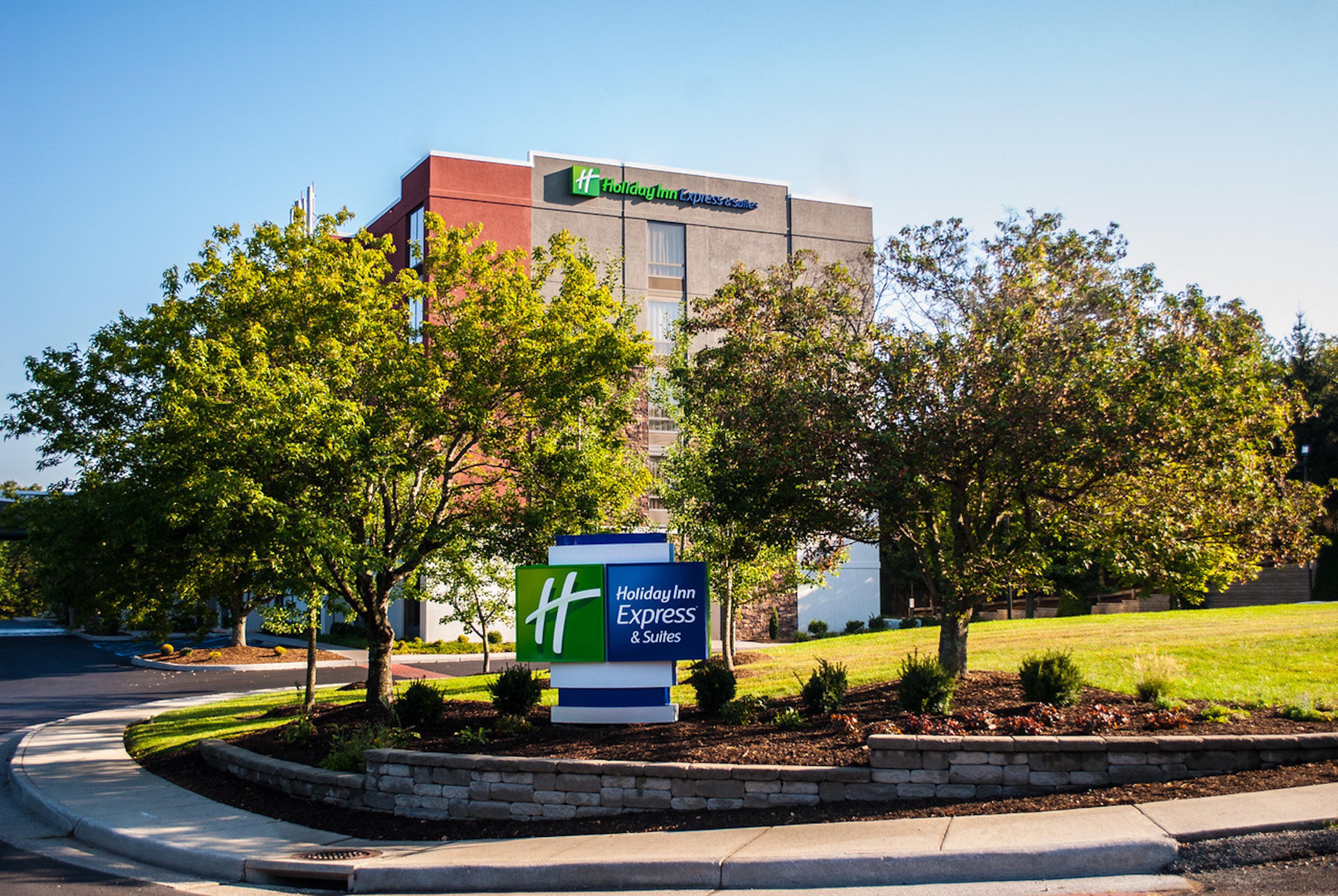 Holiday Inn Express Blacksburg By Ihg Exterior foto